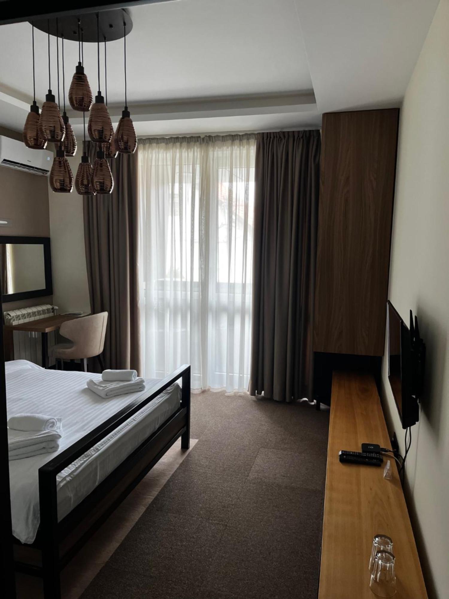 Hotel Sun Лозница Экстерьер фото