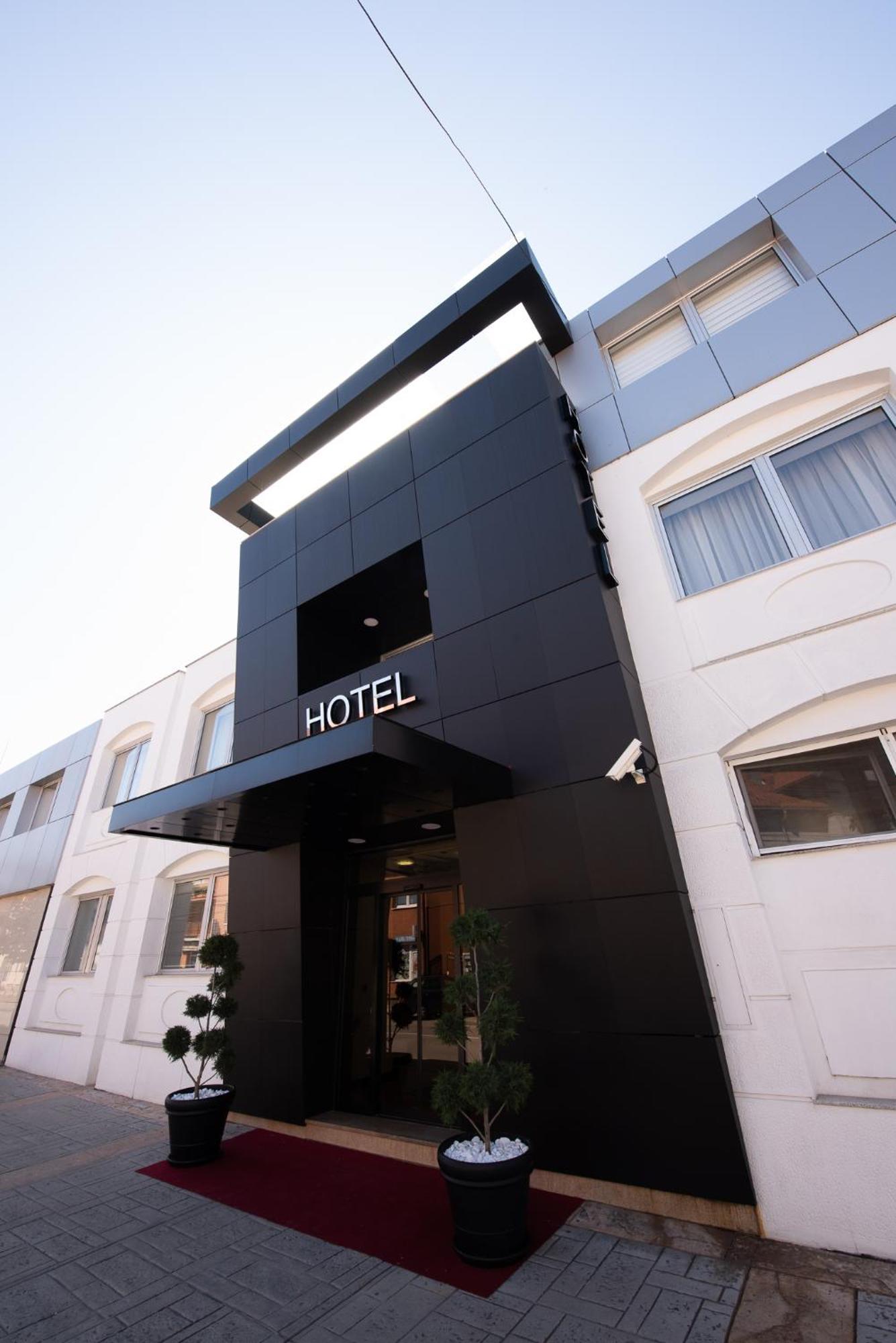 Hotel Sun Лозница Экстерьер фото